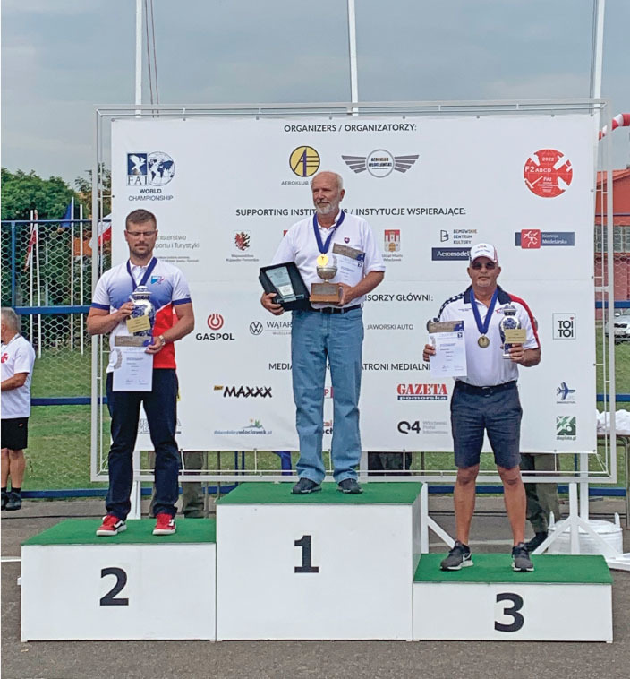  Zbyněk Kravčík (Czech Republic; second place), Igor Burger (Slovakia; first place), and Orestes Hernandez (USA; third place). Congratulations to Igor on his third World Championship! 